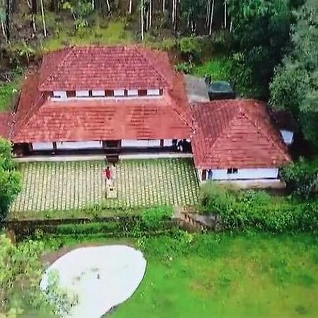 Palkadavu Warium Villa Mananthavady Buitenkant foto