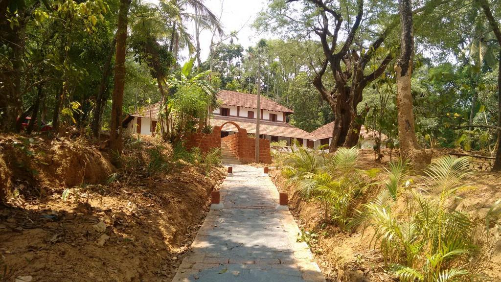 Palkadavu Warium Villa Mananthavady Buitenkant foto